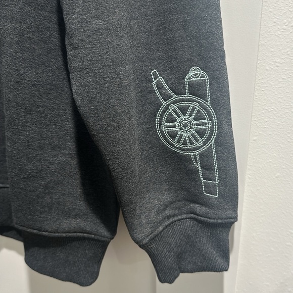 BNWT Arsenal Hale End Sweatshirt~ Size Large - Picture 7 of 7